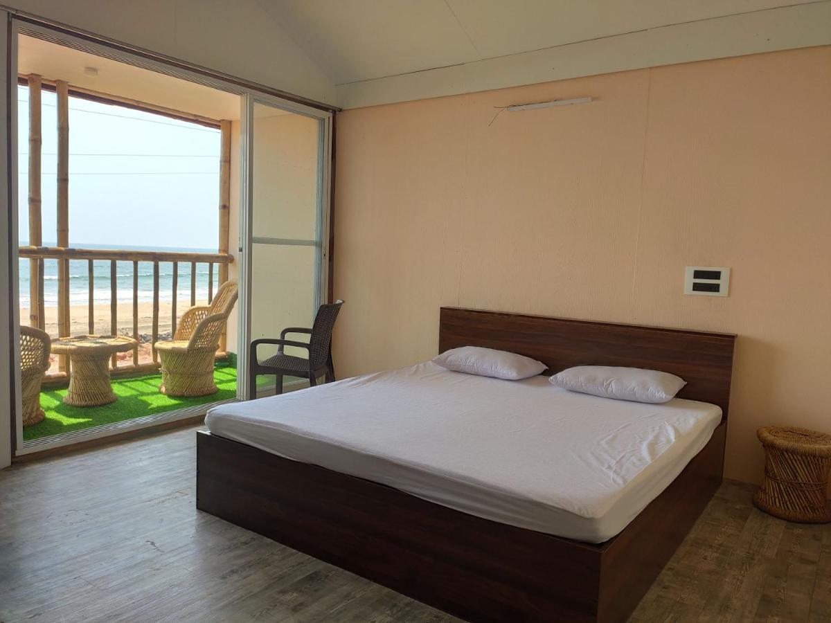 Chivarin Resorts Mālvan Exterior foto